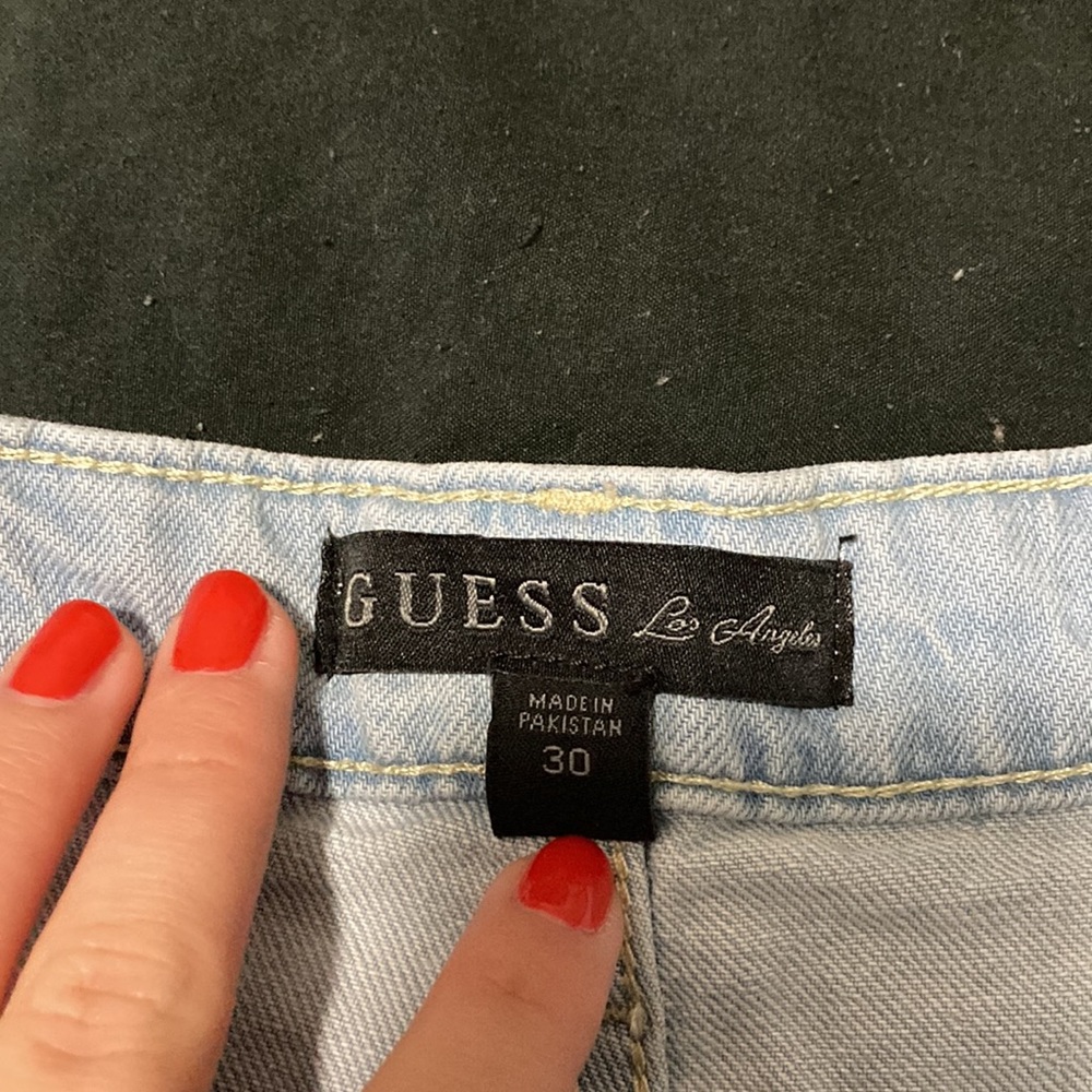GUESS shorts - Picture 4 of 4